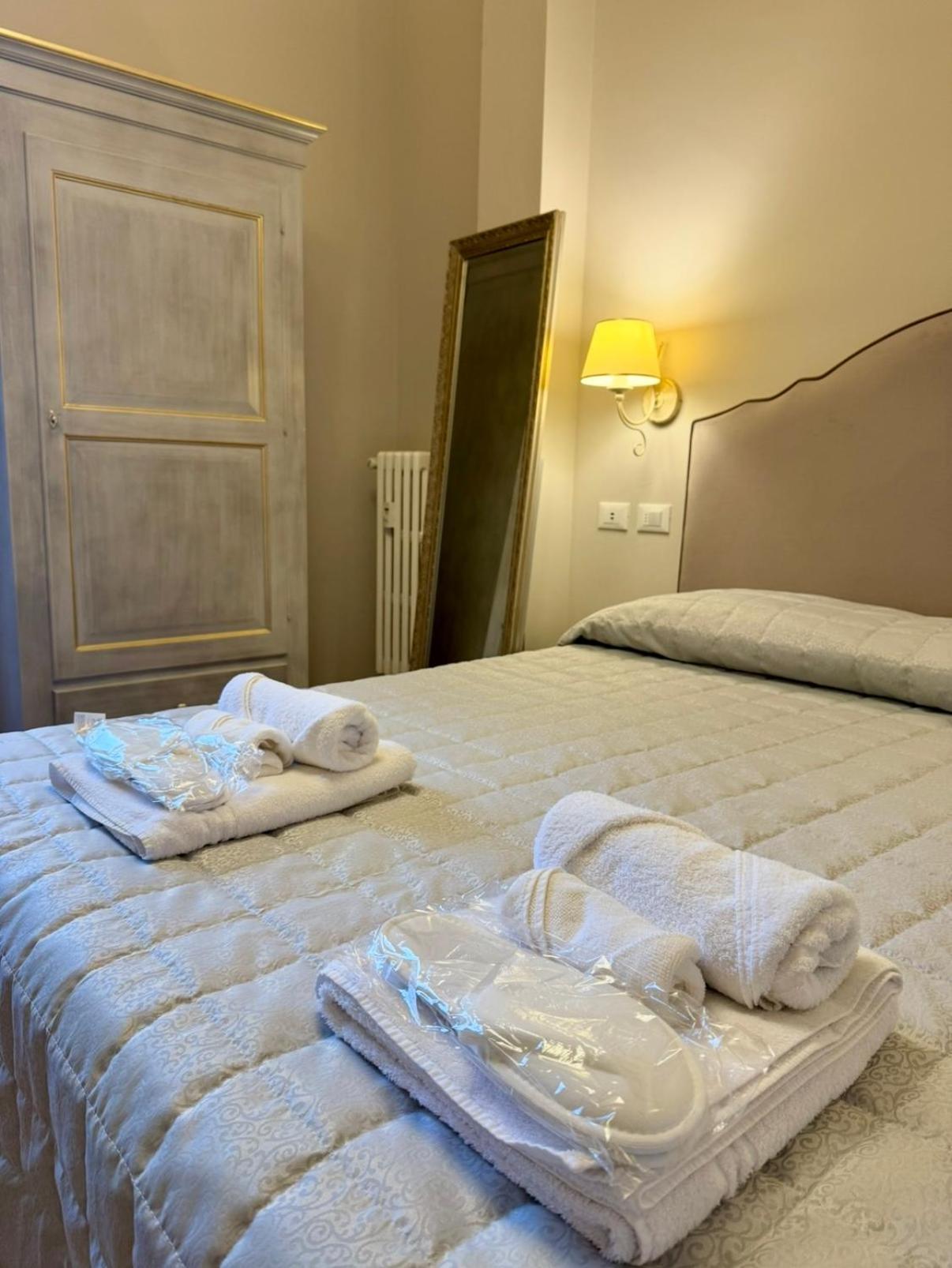 La Boutique By Rjgal B&B Florence Luaran gambar